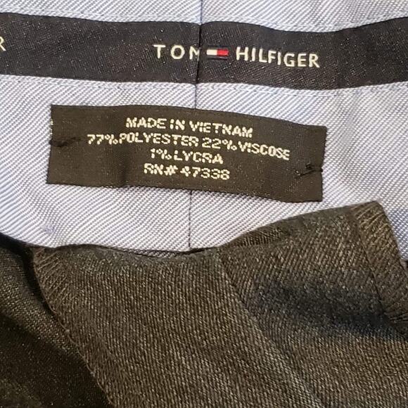 Tommy Hilfiger Pants Mens 42x30 Gray Solid Modern Flex Performance New - Picture 8 of 8